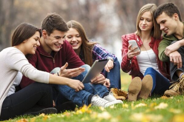 Δωρεάν σχολή γονέων από τον Σύνδεσμο Μελών Γυναικείων Σωματείων Ηρακλείου